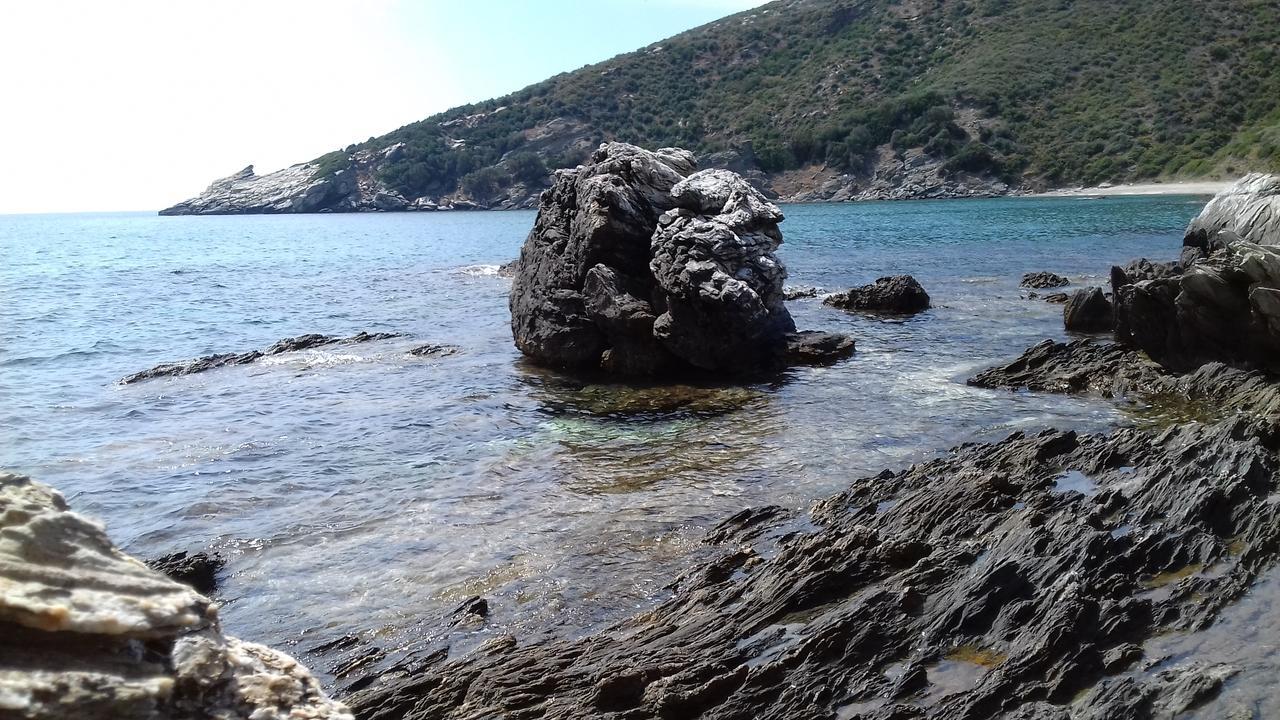 Готель Moka Evia Island Akhladheri Екстер'єр фото